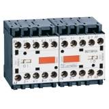 11BGTP0901A024 Реверсивный контактор 9A AC3 REAR PIN preview