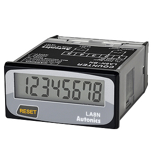 LA8N-BV 3VDC Компактный счетчик с ЖК дисплеем (только индикация), срок службы встроенной батареи 7 лет, режим работы - прямой счет, обратный; IP66, вход (сигнал и сброс) - с напряжением PNP