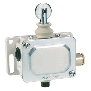 PLA1RM Металлический концевой выключатель с ручным и магнитным возвратом, нажимной толкатель с роликом, IP40