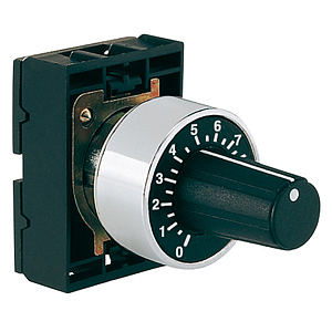 8 LM2T P100 Держатель потенциометров с градуированной шкалой, в комплекте с крепежным основанием, (потенциометр в комплект не входит)