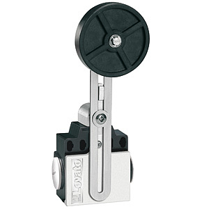 KNF3S02 Концевой выключатель, регулируемый рычаг с резиновым роликом, 2 боковых входа 2NC