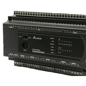 DVP30EX200R  Контроллер: 16DI/10DO (Relay), 3AI/1AO, 100~240 AC Power, 3 COM: 1 RS232 & 2 RS485