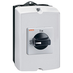 GAZ040T4B  Выключатель-разъединитель четырехполюсный, 40А, корпус  IEC/EN IP65, черная рукоятка